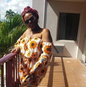 Meet your Posher, Sharon